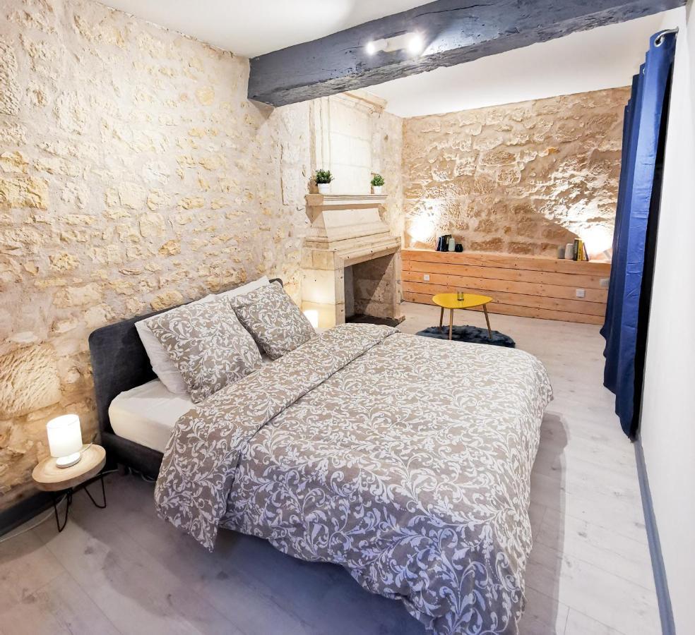 Appartement Ma Douce Charente - Superbe T3 Design et Fonctionnel - Hyper Centre à Saintes Exterior foto